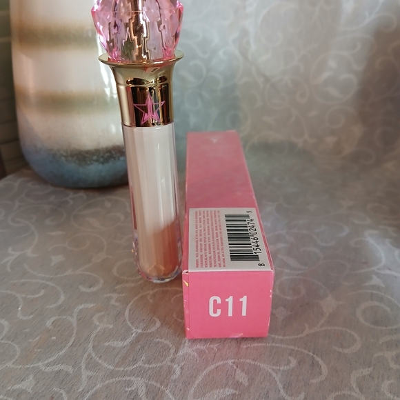 Jeffree Star MAGIC STAR Concealer - Picture 10 of 13